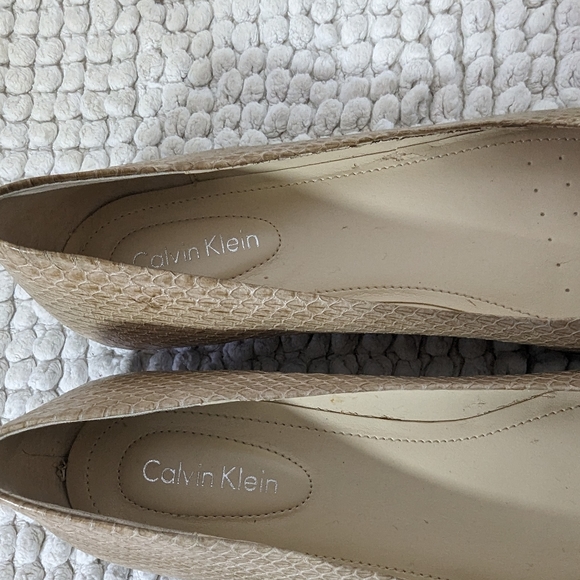 Calvin Klein Flats Size 6.5 - Picture 4 of 8